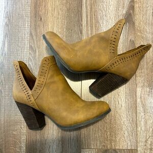 Call it spring ankle boots - western style